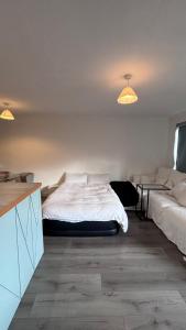 One bedroom flat - Clapham Junction w parking