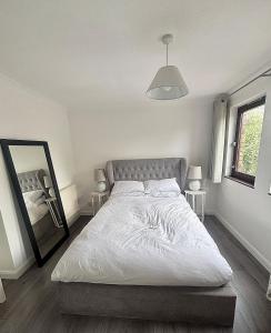 One bedroom flat - Clapham Junction w parking