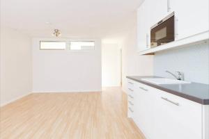 Easy check-in Luggage storage Washer dryer