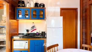 ASA | Chalés Vô Luiz | 2QT | Ar Cond. | Churrasqueira | Próx. à Praia