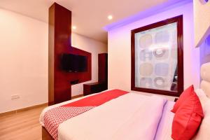 Hotel O Whispering River
