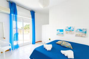 Onda Blu Lascia che la bellezza della Sicilia ti conquisti prenota ora la tua fuga perfetta