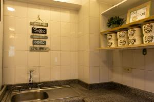 Apartamento Vacacional Costa Azul con salida Directa a la Playa Isla Margarita