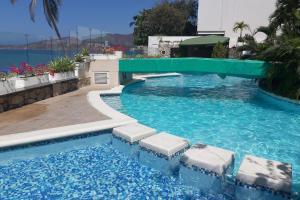 Apartamento en Rodadero - Playa Salguero - frente al mar