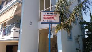 La Fontaine Apartments