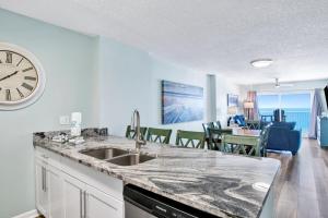 Tradewinds 904