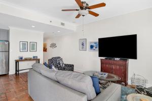 Phoenix East II 2121