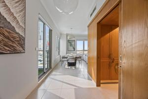 Full Burj Khalifa and Dubai Fountain Views - Dubai Mall Access