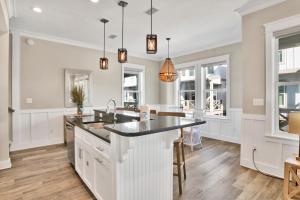 Cottages at Lagoon Pass - Coconut Lagoon