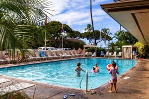 Affordable Vacation Accommodations in Maui at the Kihei Kai Nani Resort