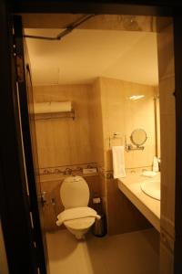 Hotel Aroor RESIDENCY