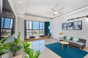 Kozy Home Apartment - Tam Thang Tower View & Back Beach step away