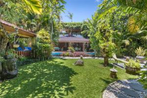 Andina Spacious Garden 4 BR Private Pool Villa ZN411