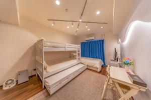 オーシャンビュー窓から見える景色を思い出に The琉球タワー10F