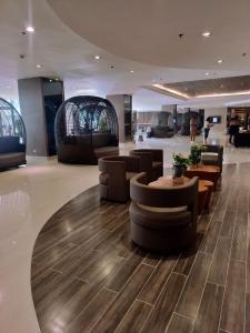 SHORE RESIDENCES TOWER D1 PASAY CITY DIRECT TO POOL UNIT by heart