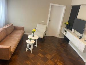 Spacious 2 BDRM in City Center