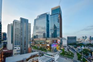 Pinnacle Lumpini Park Hotel