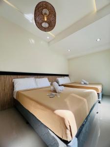 Stylish 3BR Residence - Smart Bath - Cozy Vibes