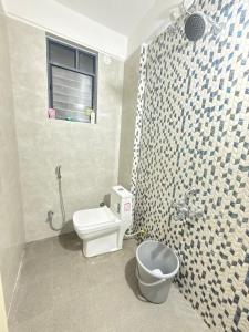 2 bhk Luxe Apartment Near kp Westin