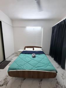 2 bhk Luxe Apartment Near kp Westin