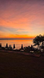 Sinag Suite, 2 Queen Size Bed with Ocean View