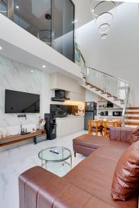 Modern 2BR Villa Reisi Malindra M12 in Denpasar