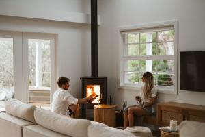 Beachstone- Soulful Seaside Escape Near the Sand