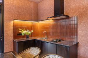 Fengshui 4- 1BR Villa with Pool for Couples