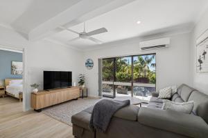 Galoola Hidden Gem, 2-97 Galoola Drive, Rooftop outdoor area with spectacular views, Wi-Fi, Air Conditioning, Pet Friendly