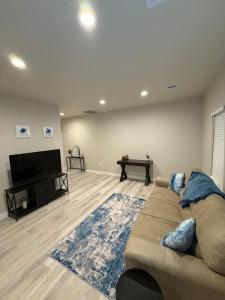 Central Houston Stay with Easy City Access