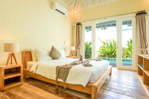 Villas Edenia - Luxe Villas with Private Pools