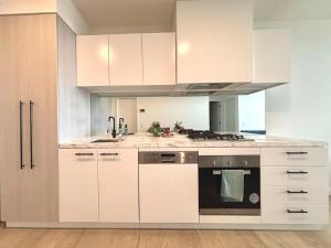 M-City Comfort Den near Monash & Hospital