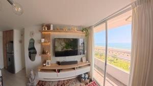 Ocean Blue, Vista Frontal Al Mar