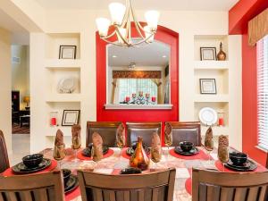 Southern Comfort Private Pool Spa Near Disney! villa