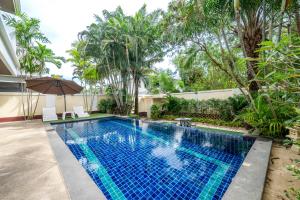 Pattaya Private 4-Bedrooms, 5-Bathrooms Pool Villa