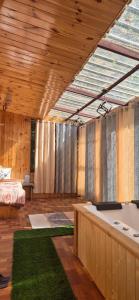 Skyview Jacuzzi Treehouse Power Backup Tandi