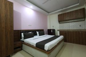 Collection O DLF Phase 3 Metro Station Gurgaon Formerly Krishnay Residency