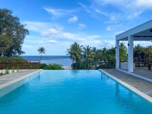 Tiwi Beachfront Family Villa