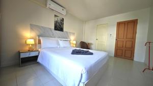 Apartments Kata Beach view garden