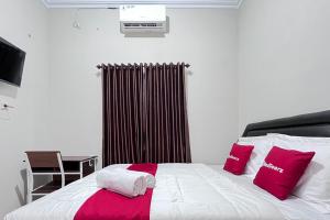 RedDoorz Syariah Omah Audrey near RSI Kota Magelang