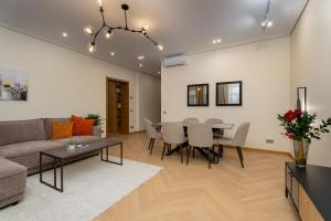 Raina Petit Residence