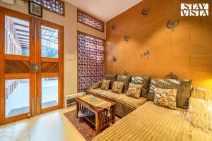 StayVista at Vrindara Niwas - Close to Janam Bhoomi