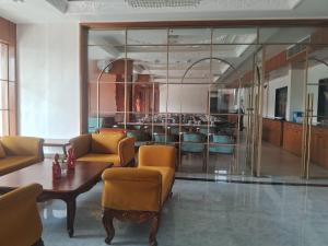 KINGSWAY Hotel & Resort