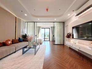 THE DAISY HOMESTAY - Vinhomes Times City