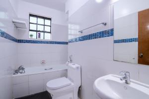 Luxurious Graceland Apartment