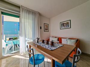 Lovely and cozy beachside flat-Beahost