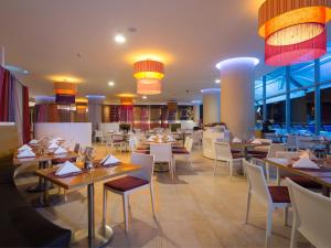 Las Americas Torre Del Mar