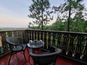 Pennys Pine View Place at Crosswinds Tagaytay