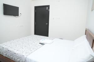 EPIC Rooms - MADHURAWADA