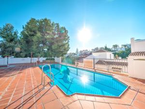 Rooftop apartment near Burriana beach with pool